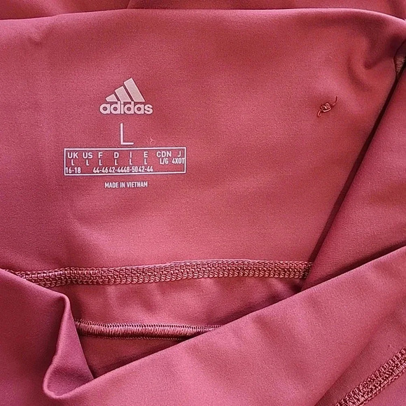 Women's Adidas Leggings, Berry Color, Size Large, Pre-Owned - Picture 4 of 5